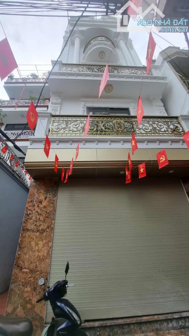Bán nhà Phân Lô Tam Trinh, Đền Lừ, 65m2 x 5 tầng, Lô góc, Thang Máy, Giá: 14,8 tỷ( ctl)