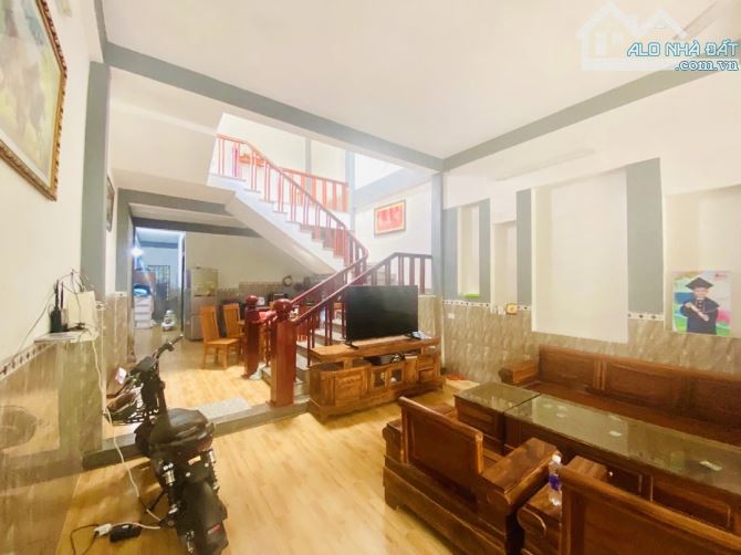 BÁN NHÀ 2 TẦNG TRÀ KHÊ - SÁT FPT - HOÀ HẢI - GẦN BIỂN - 105m2 - MT 5m - NHỈNH 5TỶ.