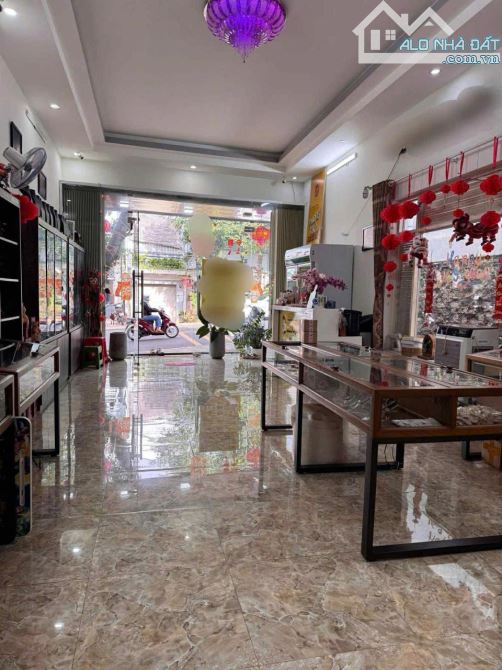 CHUYỂN CÔNG TÁC – CẦN BÁN NHÀ MẶT TIỀN KINH DOANH HOÀNG HOA THÁM
