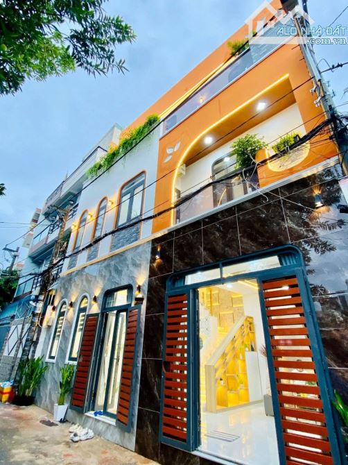 Bán Nhà Hẻm Xe Hơi Gò Vấp-49m2-9,5m x 5m-3Tầng-4PN-Giá 6,980 Tỷ