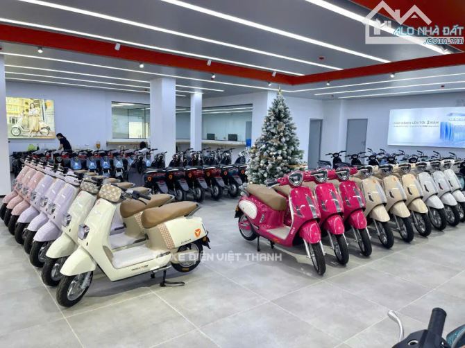 Cho thuê MB phố Phạm Ngọc Thạch-DT 450m-MT 20m