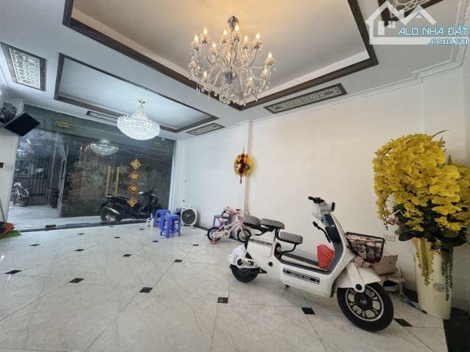 TỨ LIÊN TRUNG TÂM TÂY HỒ, NHÀ SIÊU ĐẸP, THANG MÁY, GẦN Ô TÔ 💥 DT 64 M2 X 5 TẦNG .13.5 TỶ