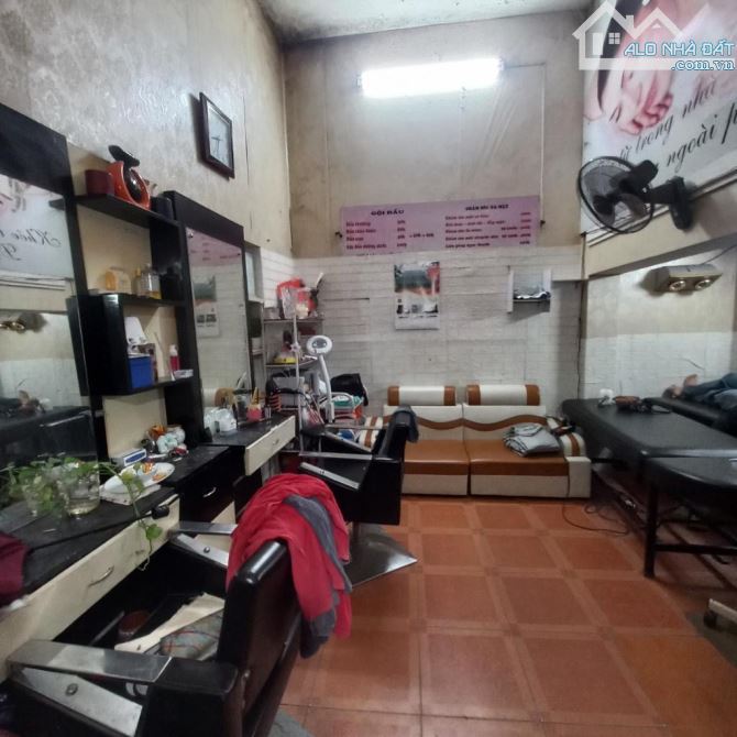 Bán nhà lô góc Trần Phú – Mỗ Lao, 22.5m², ô tô đỗ, 5.55 tỷ