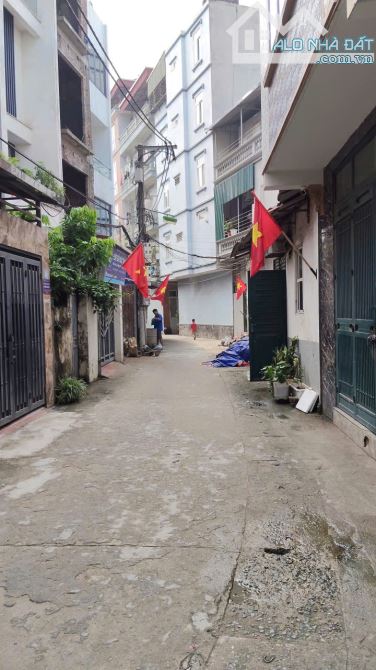 Bán Đất Đông Ngạc Bắc Tù Liêm. Ô Tô Vào Đất. 45m Lô Góc. Giá 7.5tỷ