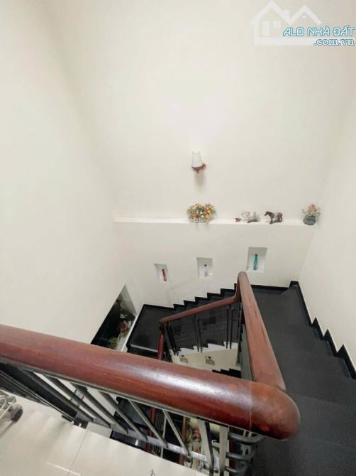 Nhà bán gò vấp giáp bình thạnh dương quảng hàmhẻm xe hơi đỗ cửa nhà 68m2 btct 3 tầng 9 t
