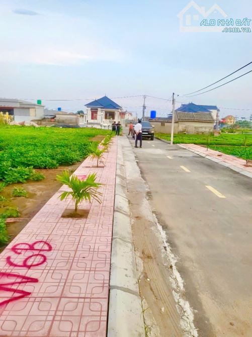 180m2 full thổ cư - 10m mặt - trục kinh doanh - đã tách sổ - giá bán từ 1 tỷ 350 triệu