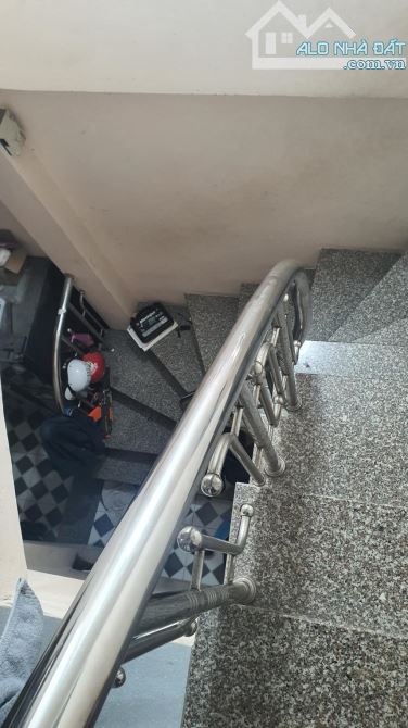 ✈️BÁN NHÀ PHỐ SÀI ĐỒNG.TT PHÚC LỢI ✈️45m2. 3 tầng. Giá 8.5 tỷ. Ngõ rộng. Ô tô ngủ trong nh