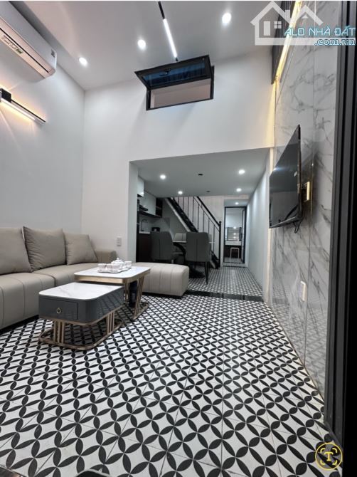 Trung Phụng, Đống Đa, Nhà đẹp, Full Nội Thất, Kinh Doanh OL, 22m2, MT 3.5m. 3.39 Tỷ