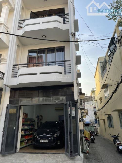 (Bán gấp - giá tốt) Bán nhà mới Bình Thạnh, cạnh chợ Bà Chiểu, DT 56 m2 (4x14), 4 tầng,