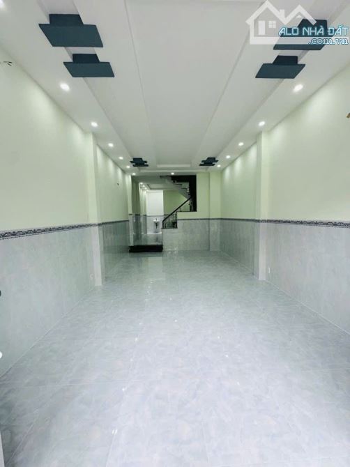 Siêu phẩm nhà mới 3 tầng – Khu phân lô Hương Lộ 2, đường 6m thông – chỉ 5.x tỷ