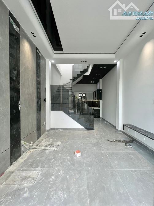 Nhà 2 tầng xây mới 100% Huỳnh Ngọc Huệ chỉ nhỉnh 3tỷ