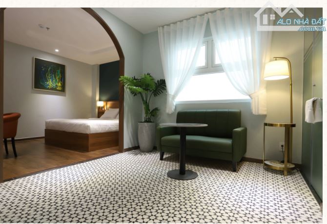 Siêu phẩm dòng tiền 10% bán khách sạn Vip Cộng Hoà Q.Tân Bình 11x42m Hầm 7 tầng giá 150 tỷ