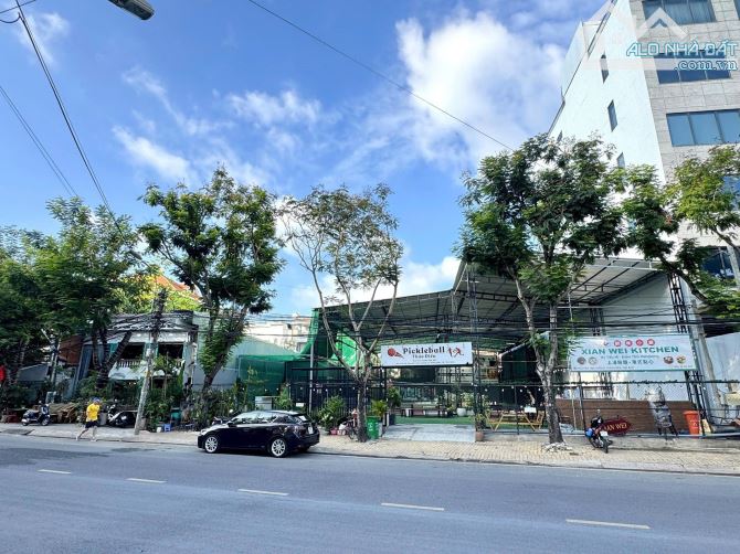 Bán Đất Xây Hầm 7 Tầng MT Nguyễn Văn Hưởng,Thảo Điền,Q2 DT:330m2(10mx33m)-Giá 132 Tỷ TL