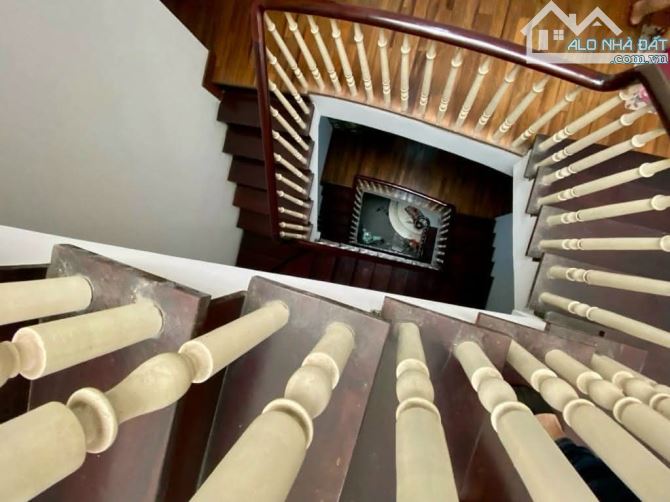 Bán Biệt thự MT Quách Đình Bảo Tân Phú 7.3x17m đúc 2 lầu ST giá 21 tỷ TL (gần Võ Văn Dũng)