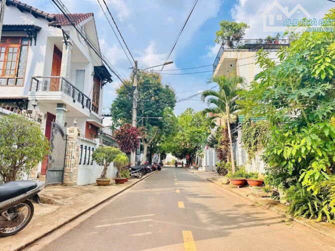 Bán lô đất 6m Mặt tiền đường Tống Duy Tân - Khu Trung Cao - Tp. Buôn Ma Thuột.