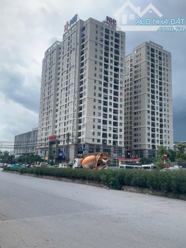 BÁN NHÀ MẶT PHỐ TAM TRINH, HOÀNG MAI, 140M,3T,MẶT TIỀN 7M, VỈA HÈ RỘNG,XÂY TÒA NHÀ CỰC ĐẸP