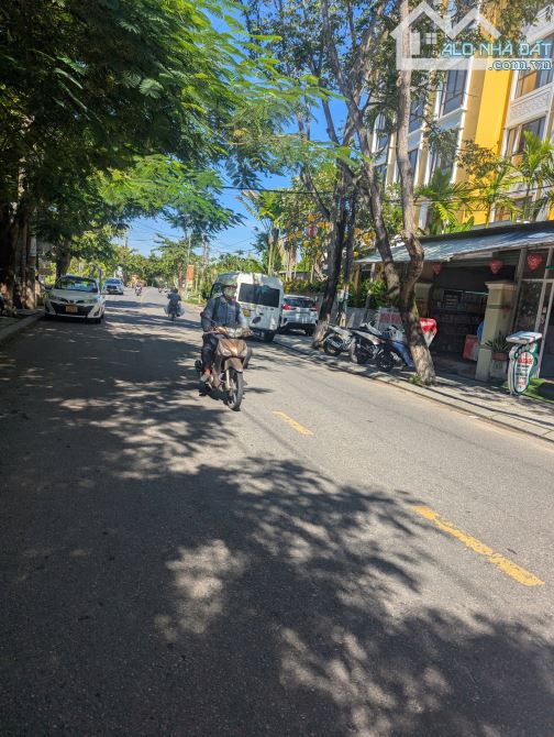 ĐẤT MĂT TIỀN HÙNG VƯƠNG - CÁCH 150M RA QUẢNG TRƯỜNG SÔNG HOÀI