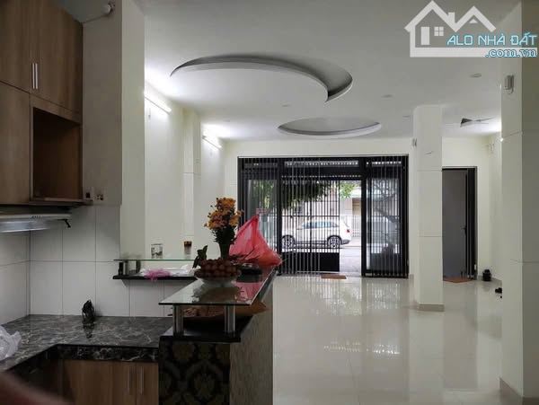 🍀🔜Cho thuê nhà mặt tiền 2 tầng Nguyễn Lộ Trạch - Hoà Cường - gần trường Skyline