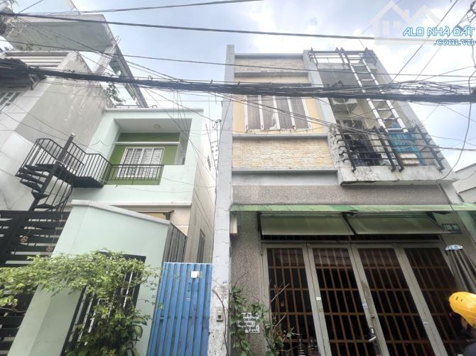 Bình thạnh 55m2, nhỉnh 6t, 4pn, giáp q1