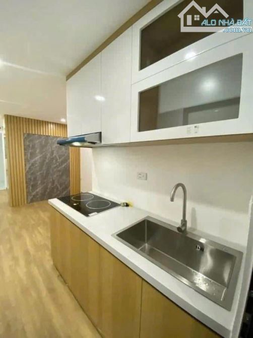 Hiếm bán - Full Nội Thất - Tập Thể Thành Công - Dt :70m2/3PN*nhỉnh 3 tỷ