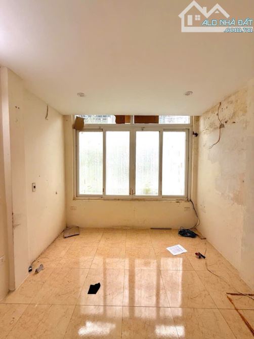 BÁN NHÀ PHÂN LÔ - Ô TÔ - NGHĨA TÂN, CẦU GIẤY 30M 10.9 TỶ