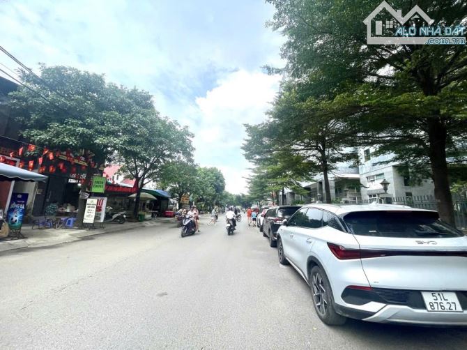 Bán nhà 4 tầng 2 mặt tiền kinh doanh Gò vấp. 140m2 8x18m, giá chỉ 22,5 tỷ