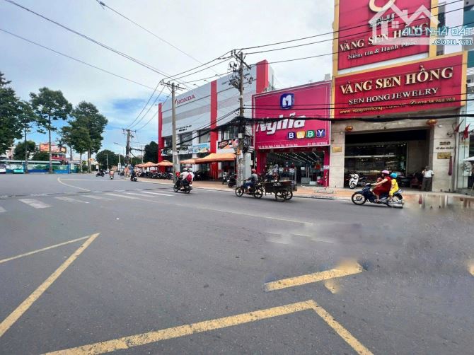 Bán gấp mặt tiền 232 Võ Văn Ngân, Thủ Đức, dt: 6,3x30m nở hậu 30m 4 tầng hợp đồng 110tr/th