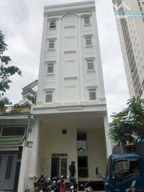 Bán Tòa 50p CHDV 2MT Lê Thị Chợ Quận 7, DT 6x30 CN 217.5m2, HĐT 130tr/th, Giá 37 Tỷ