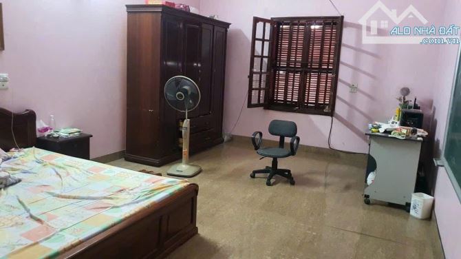 CHÍNH CHỦ GỬI BÁN CĂN NHÀ 4,5 TẦNG KHU NGỌC CHÂU HẢI DƯƠNG