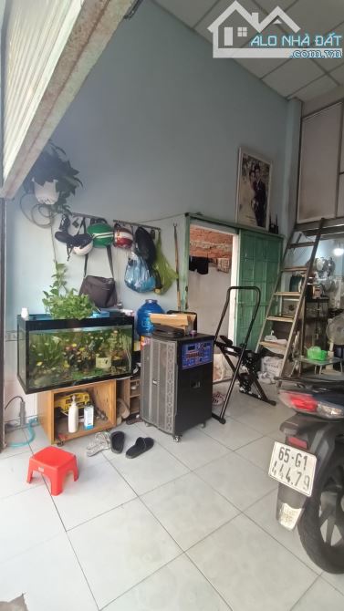 Bán gấp nhà Đoàn Thị Kia có dãy trọ 149m2 giá 3.95 tỷ thương lượng gặp chủ