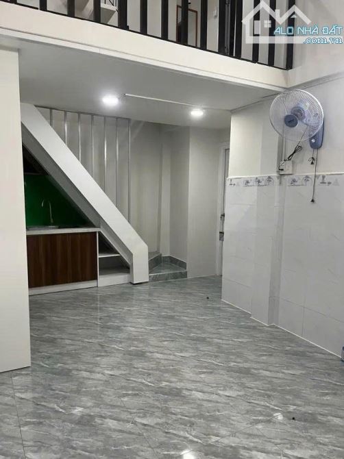 BÁN NHÀ HẺM BÙI VIỆN – P. NGUYỄN THÁI BÌNH, QUẬN 1- DTSD 68m2-4 TẦNG- 5.5 TỶ