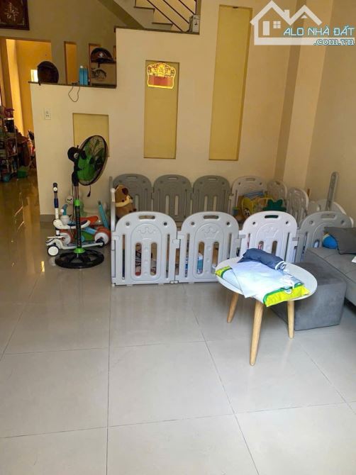 BÁN NHÀ 1 TRỆT 1 LẦU – HẺM ĐƯỜNG SỐ 5, BÌNH TRƯNG ĐÔNG Quận 2 dt đất 72,8m2 ngang 5.2m