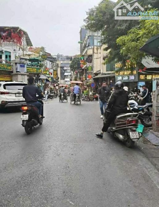 Bán nhà ngã tư Đinh Liệt- Hàng Bè- Gia Ngư, 56m mặt tiền 4m.xây tòa nhà kinh doanh.27 tỷ