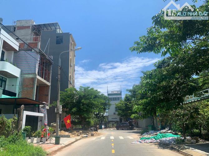 Bán lô đất đường 7m5 Cẩm Nam sát Phạm Hùng, Cầu Hoà Xuân. Dt 100m2 ngang 5m đẹp