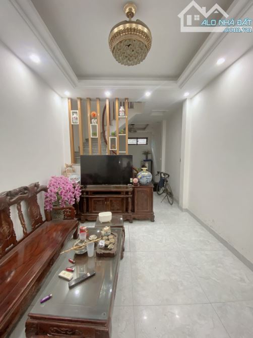 Bán nhà Yên Nghĩa, Hà Đông, gần KĐT Đô Nghĩa, ô tô, 35m2 5 tầng ở ngay