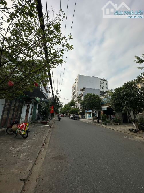 Bán đất tặng dãy trọ dt khủng Bình Hoà ,Khuê Trung, Cẩm Lệ