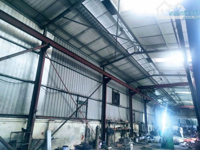 Cho thuê nhà xưởng 384m2 Kcn Quất Động, Hà Nội