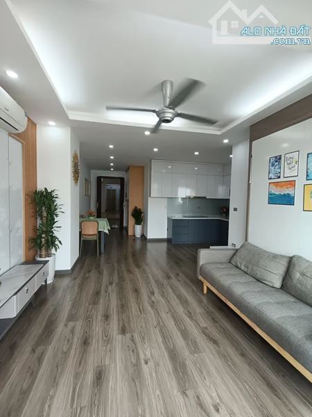 Bán chung cư Khu đô thị Trung Hòa Nhân Chính - Giá 5.35 tỷ  - Đường Lê Văn Lương, Tố Hữu