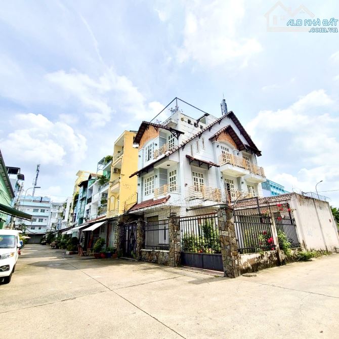 Bán Nhà Hẻm Xe Hơi 8m, Phú Định Quận 8,  DT:4,2*12 - SHR, 4 Lầu, 4PN, Ko QH, Giá 5,2 Tỷ
