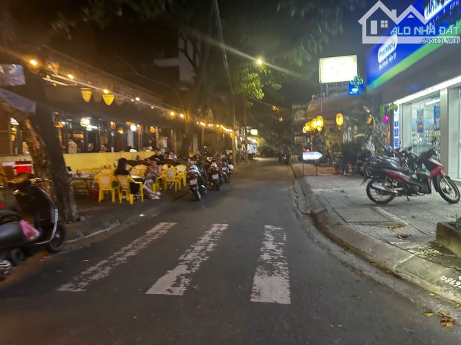 • LÔ GÓC PHỐ KINH DOANH AN THƯỢNG SÁT CHÂU THỊ VĨNH TẾ - 61M2 - GIÁ : 9,X tỷ Lh Lvcc .