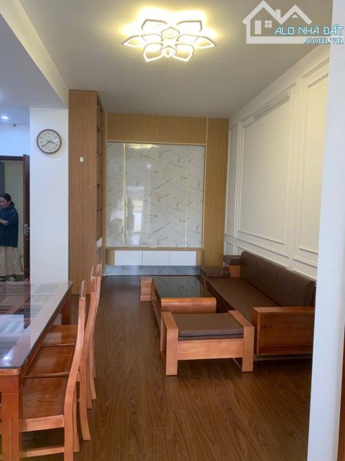 Bán căn hộ Chung cư Viện Bỏng Lê Hữu Trác Đường 70 DT 77m2 - Giá chỉ 4.55 tỷ