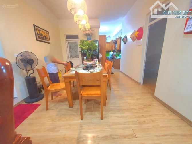 Bán CC 3PN, 112m2, 5,9 tỷ ở Văn Khê, Hà Đông, Hà Nội, pháp lý đầy đủ
