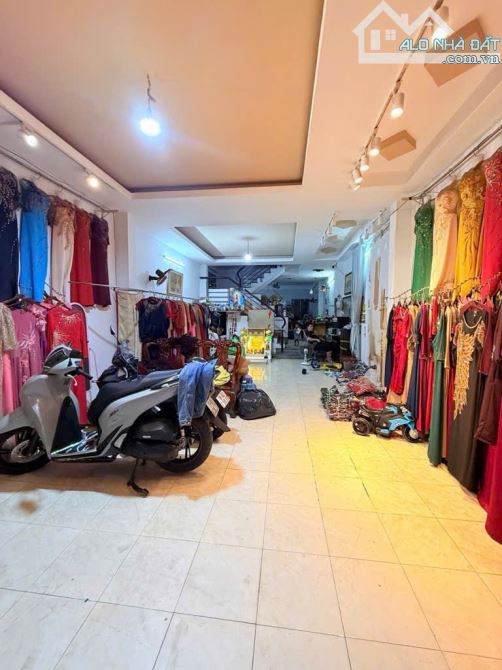 MẶT TIỀN KINH DOANH – CHỢ BÌNH TRỊ ĐÔNG – 4 TẦNG  – DT 125m², NGANG 5M VUÔNG VỨC