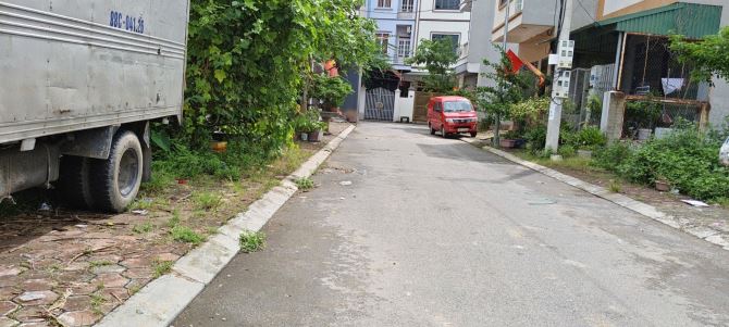 2,55 ty ⛳ Bán Lô Góc Thổ Cư Đẹp lung linh, làn 2 Nguyễn Duy Trinh, Phố Mao Lại, Phượng Mao