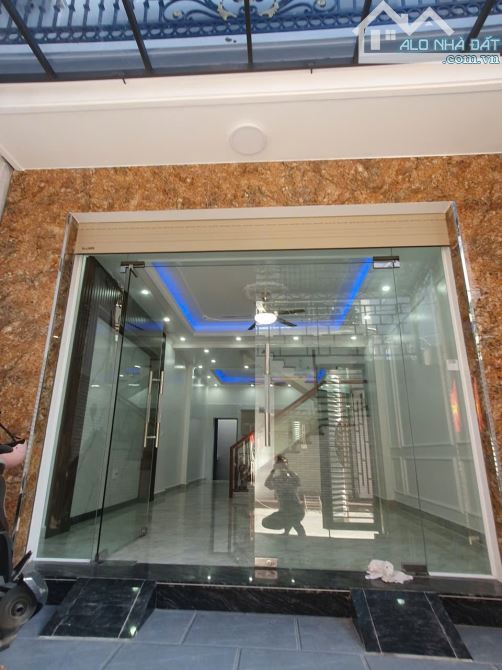 Bán nhà xây mới độc lập sân cổng oto vào nhà khu Phương Lưu , Vạn Mỹ , DT 62m giá 4,5 tỷ