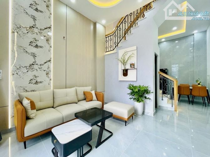4❌8m, BÁN NHÀ 2 TẦNG, HẺM THÔNG, PHẠM VĂN CHIÊU, P14 GÒ VẤP, 3 TỶ HƠN