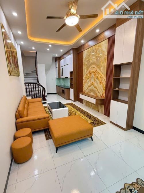 PHÚ LÃM HÀ ĐÔNG NHỈNH 5 TỶ CÓ NHÀ 5 TẦNG MỚI ĐẸP_ NỘI THẤT SỊN_ GẦN TRUNG TÂM_ BẠT NGÀN