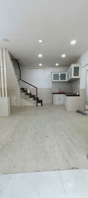 Nhà Cho Thuê Căn góc Hẻm bagac thông Nguyễn Thiện Thuật Bình Thạnh