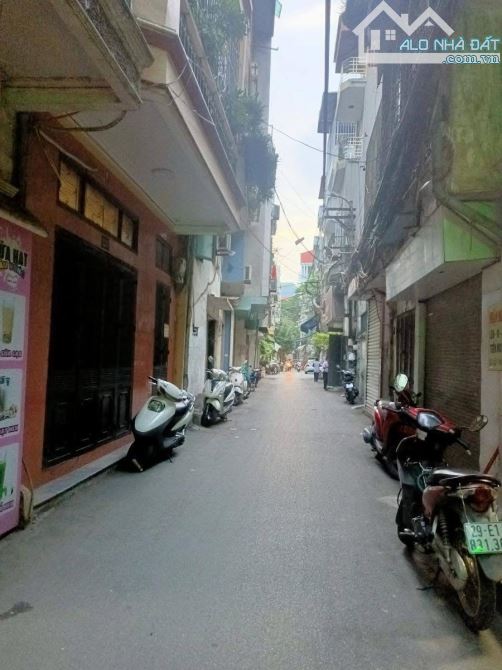 Bán nhà phố Xã Đàn 54m 4 tầng - Ô tô - Kinh doanh 16.3 tỷ