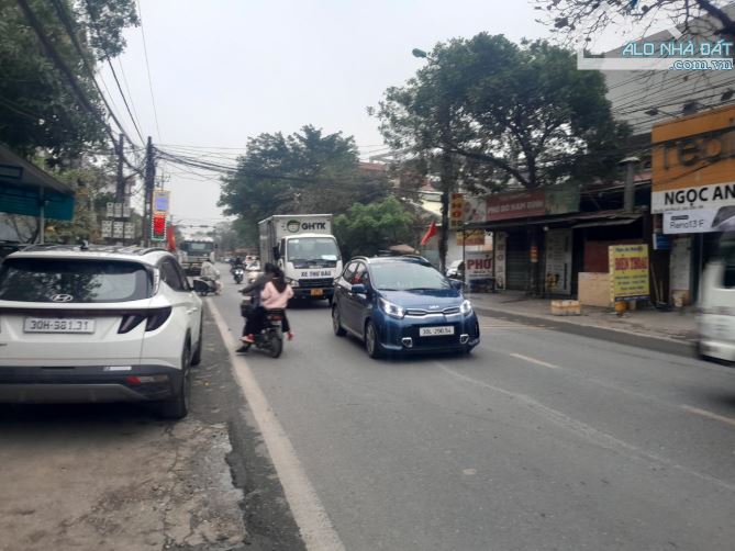 🚗 Mặt Phố Trâu Quỳ - Vỉa Hè Kinh doanh - Vị Trí Đẹp Nhất Thị Trấn- Kinh Doanh cho Thuê